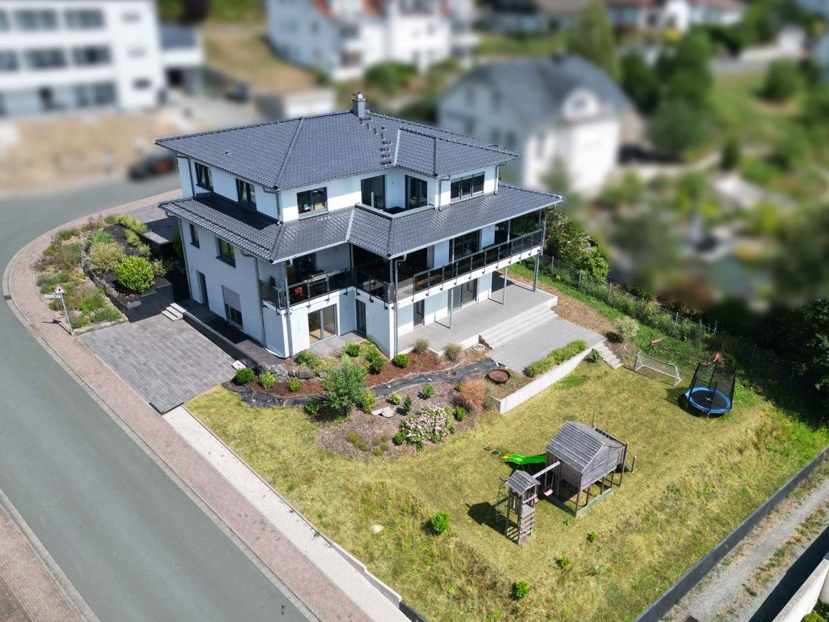 10 rooms Townhouse in Marburg-Biedenkopf, Germany No. 268980