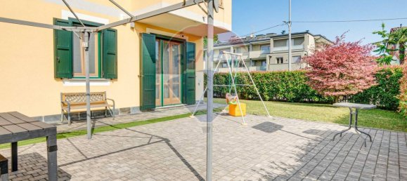 2 Schlafzimmer Wohnung in Marnate, Italy, Nr. 262194 17