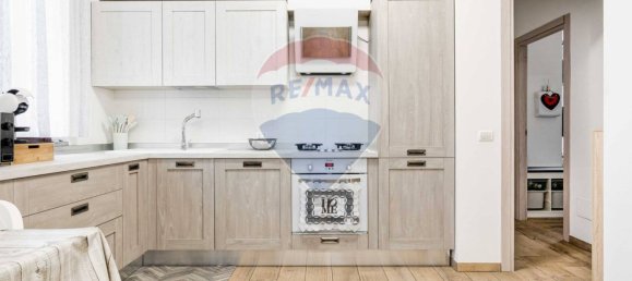 2 Schlafzimmer Wohnung in Marnate, Italy, Nr. 262194 4