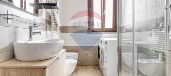 2 Schlafzimmer Wohnung in Marnate, Italy, Nr. 262194 11