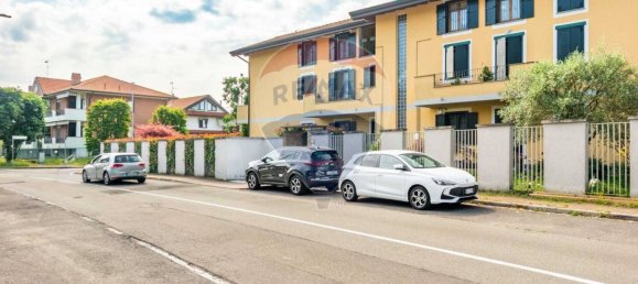 2 Schlafzimmer Wohnung in Marnate, Italy, Nr. 262194 19