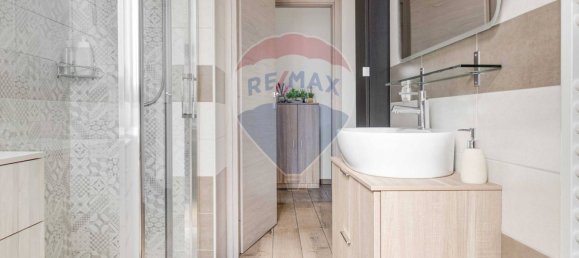 2 Schlafzimmer Wohnung in Marnate, Italy, Nr. 262194 12