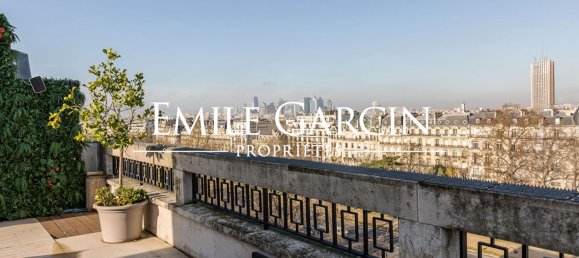 4 bedrooms Apartment in Paris, France No. 168032 20