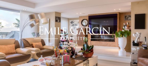 4 bedrooms Apartment in Paris, France No. 168032 22