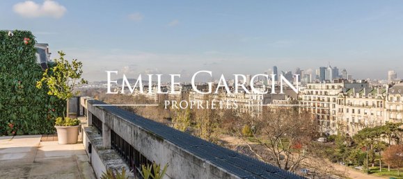 4 bedrooms Apartment in Paris, France No. 168032 19