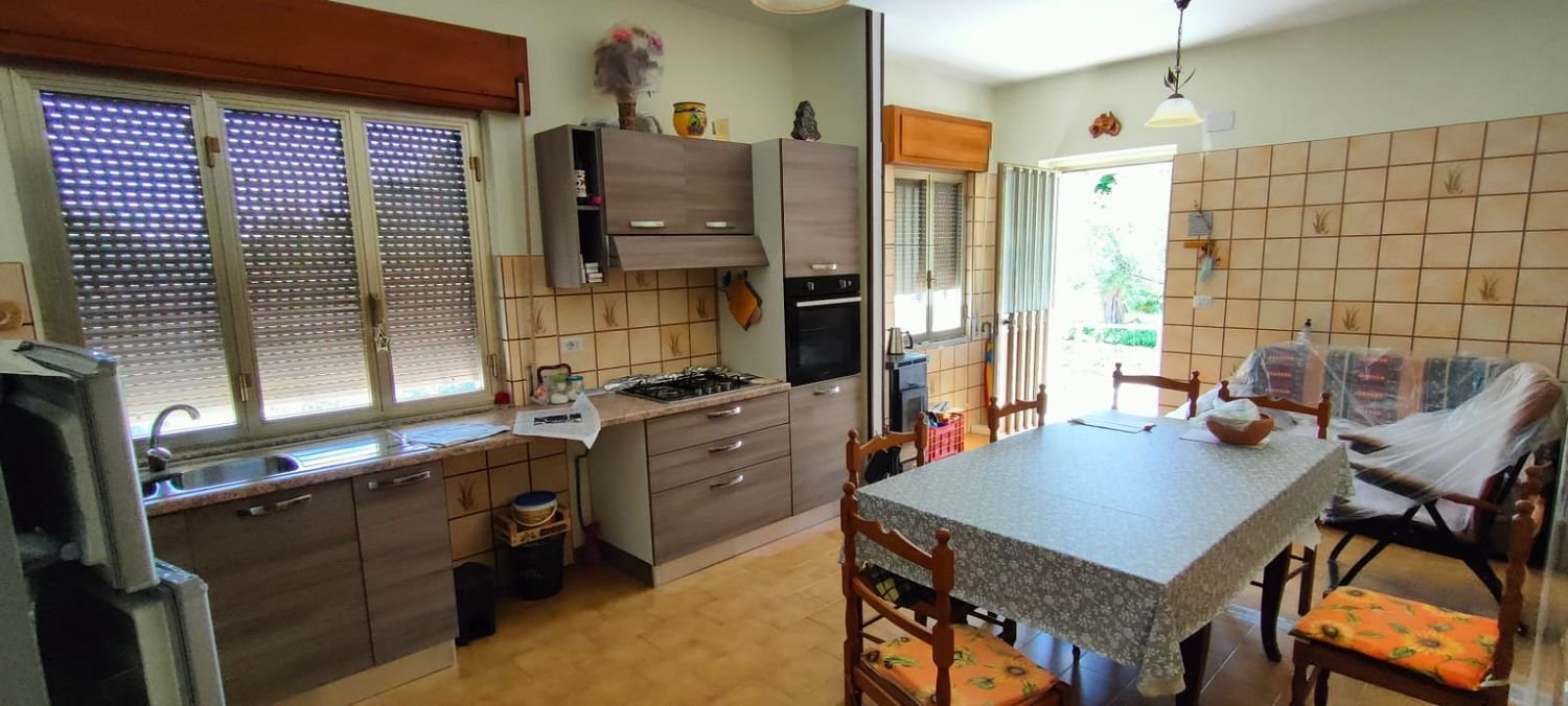 3 rooms Apartment in Torrecuso, Italy No. 255029