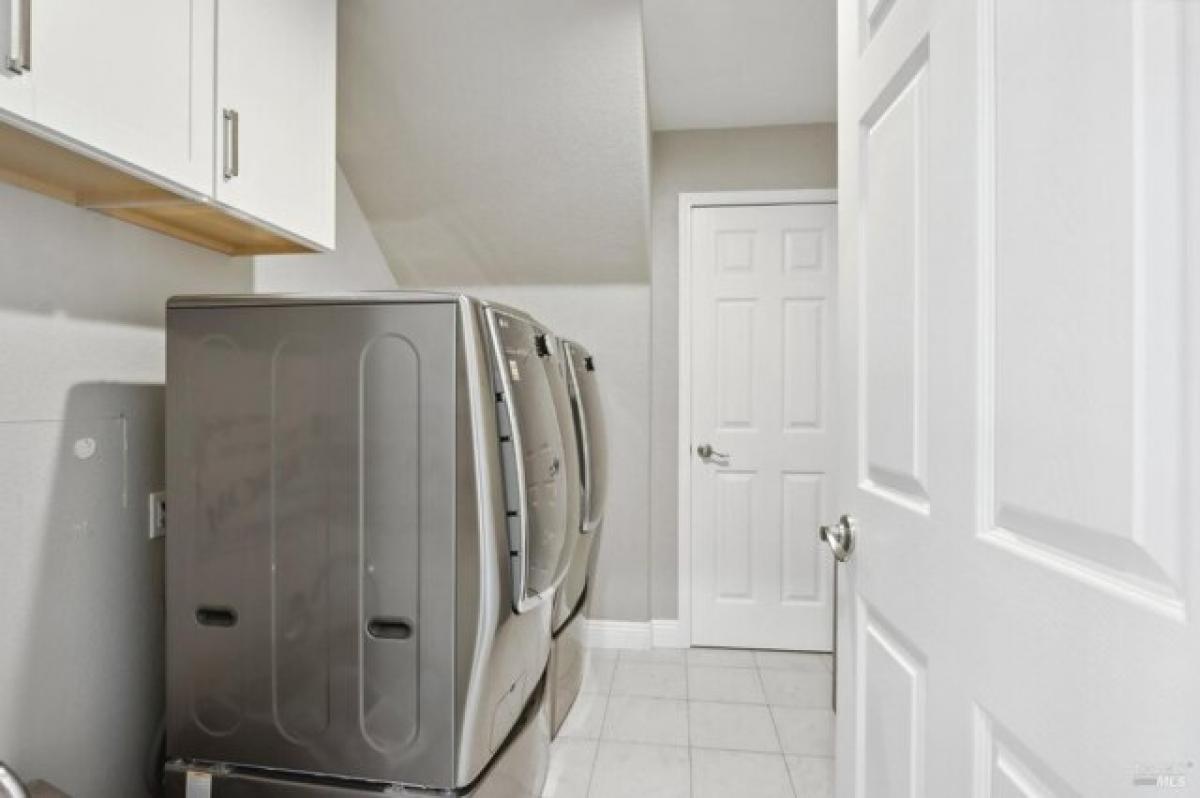 5 bedrooms House in American Canyon, USA No. 377715