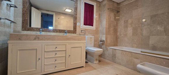 2 Schlafzimmer Wohnung in Estepona, Spain, Nr. 189689 8