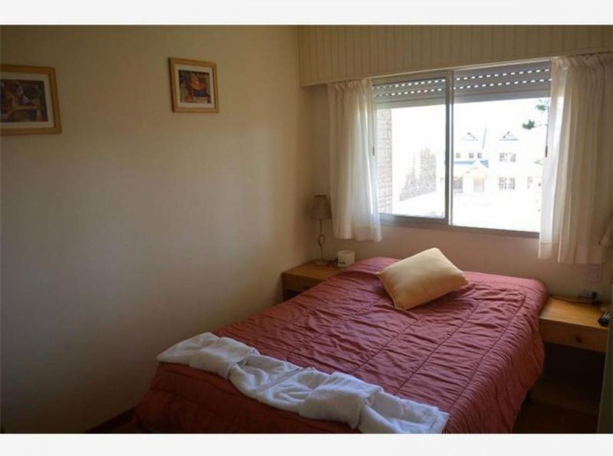 971m² Hotel in Mar del Plata, Argentina No. 109549