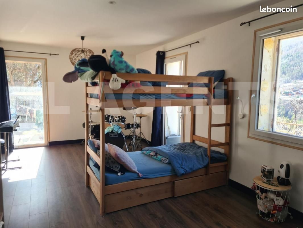 2 bedrooms Apartment in Briancon, France No. 339847