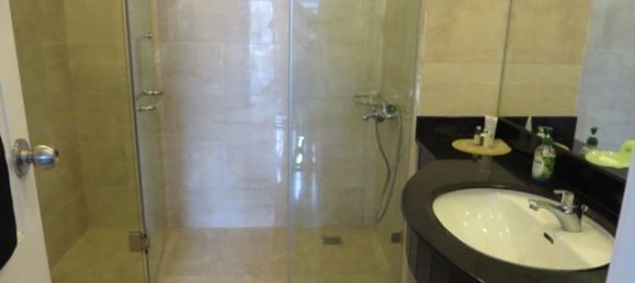 5 bedrooms Villa in Tay Ho, Vietnam No. 4975 16