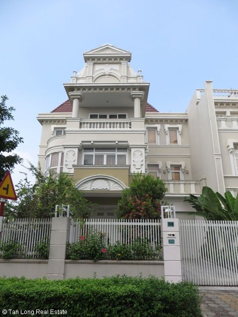 5 bedrooms Villa in Tay Ho, Vietnam No. 4975