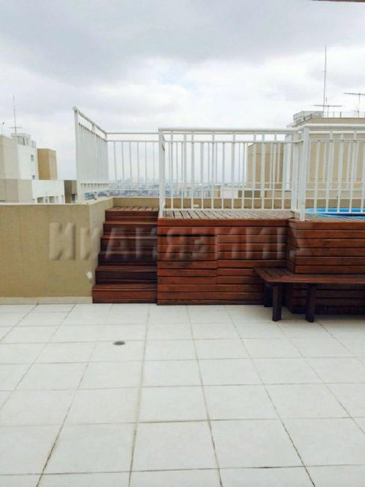 Casa de 4 dormitorios en Sao Paulo, Brazil No. 586288