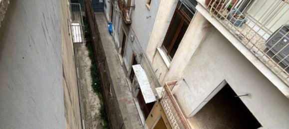 3-salle Appartement à Paternò, Italy No. 259706 23