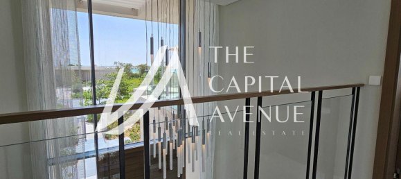 7 bedrooms Villa in Abu Dhabi, UAE No. 112630 12