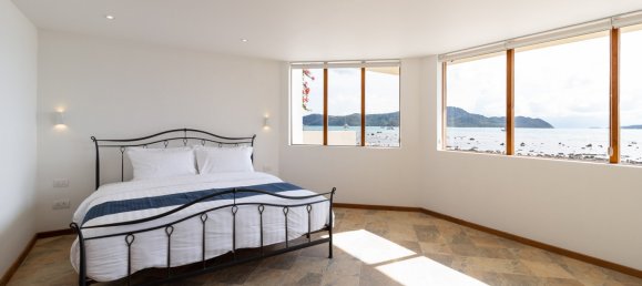 5 bedrooms Villa in Phuket, Thailand No. 5810 12