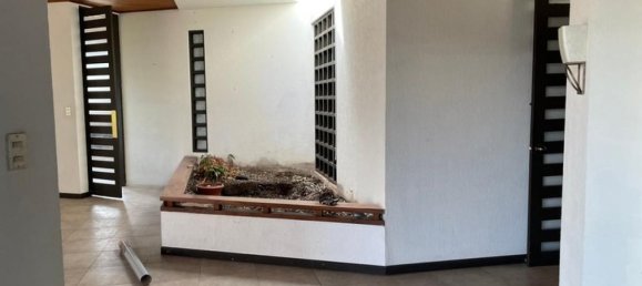 Casa T5 em Curridabat, Costa Rica N.º 626 2