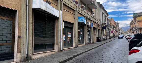 Imóvel comercial de 2 divisões em Giarre, Italy N.º 79608 19