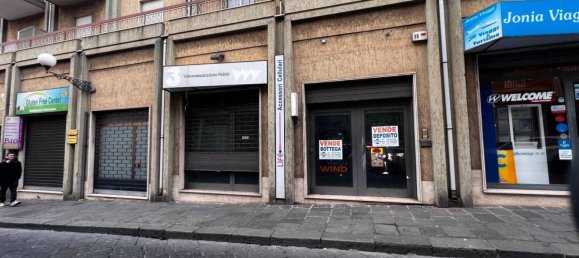 Imóvel comercial de 2 divisões em Giarre, Italy N.º 79608 17