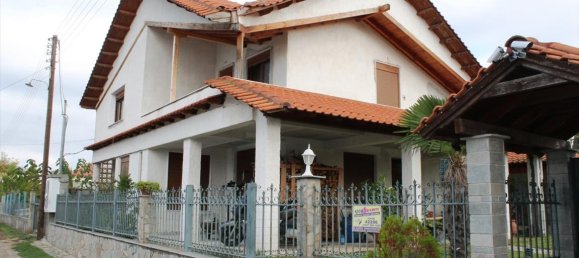 288m² Commercial property in Epanomi, Greece No. 6917 5