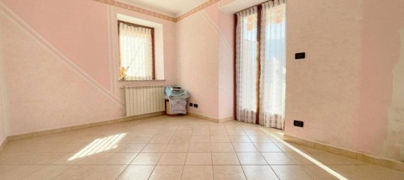3 rooms Apartment in Condove, Italy No. 158089 9