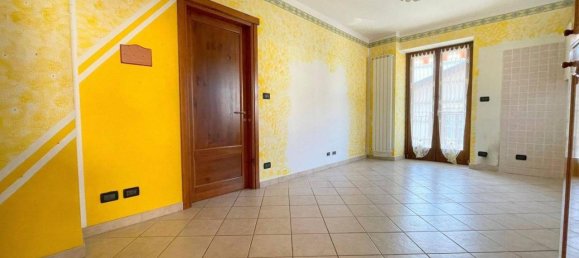 3 rooms Apartment in Condove, Italy No. 158089 6