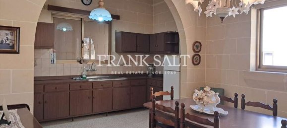 4 bedrooms House in Xaghra, Malta No. 11678 6