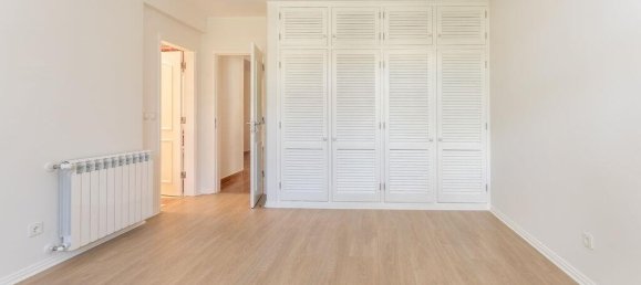 Villa de 5 dormitorios en Seixal, Portugal No. 132255 24