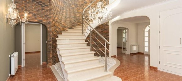 Villa de 5 dormitorios en Seixal, Portugal No. 132255 8