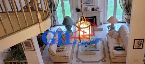 4 bedrooms House in Seine-Port, France No. 171725 16