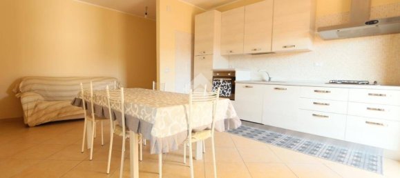 Apartamento de 4 dormitorios en Alba Adriatica, Italy No. 345332 4