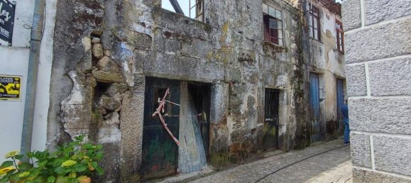 3 bedrooms House in Trancoso, Portugal No. 49331 2