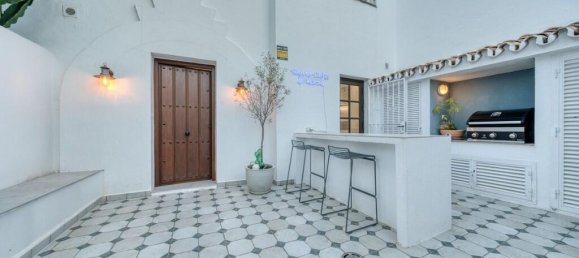 3 bedrooms Townhouse in Marbella, Spain No. 56673 74