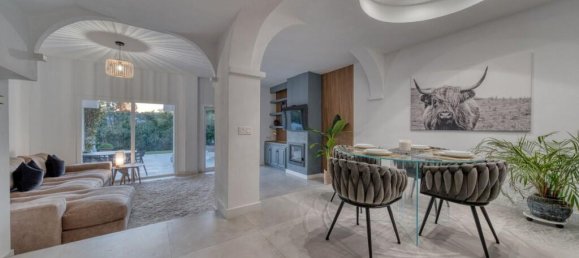 3 bedrooms Townhouse in Marbella, Spain No. 56673 51