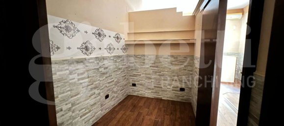 1 room Commercial property in Trani, Italy No. 57542 10