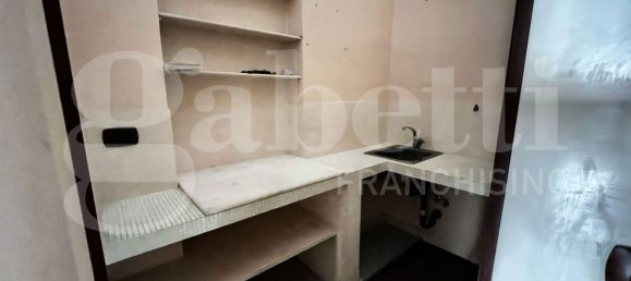 1 room Commercial property in Trani, Italy No. 57542 14