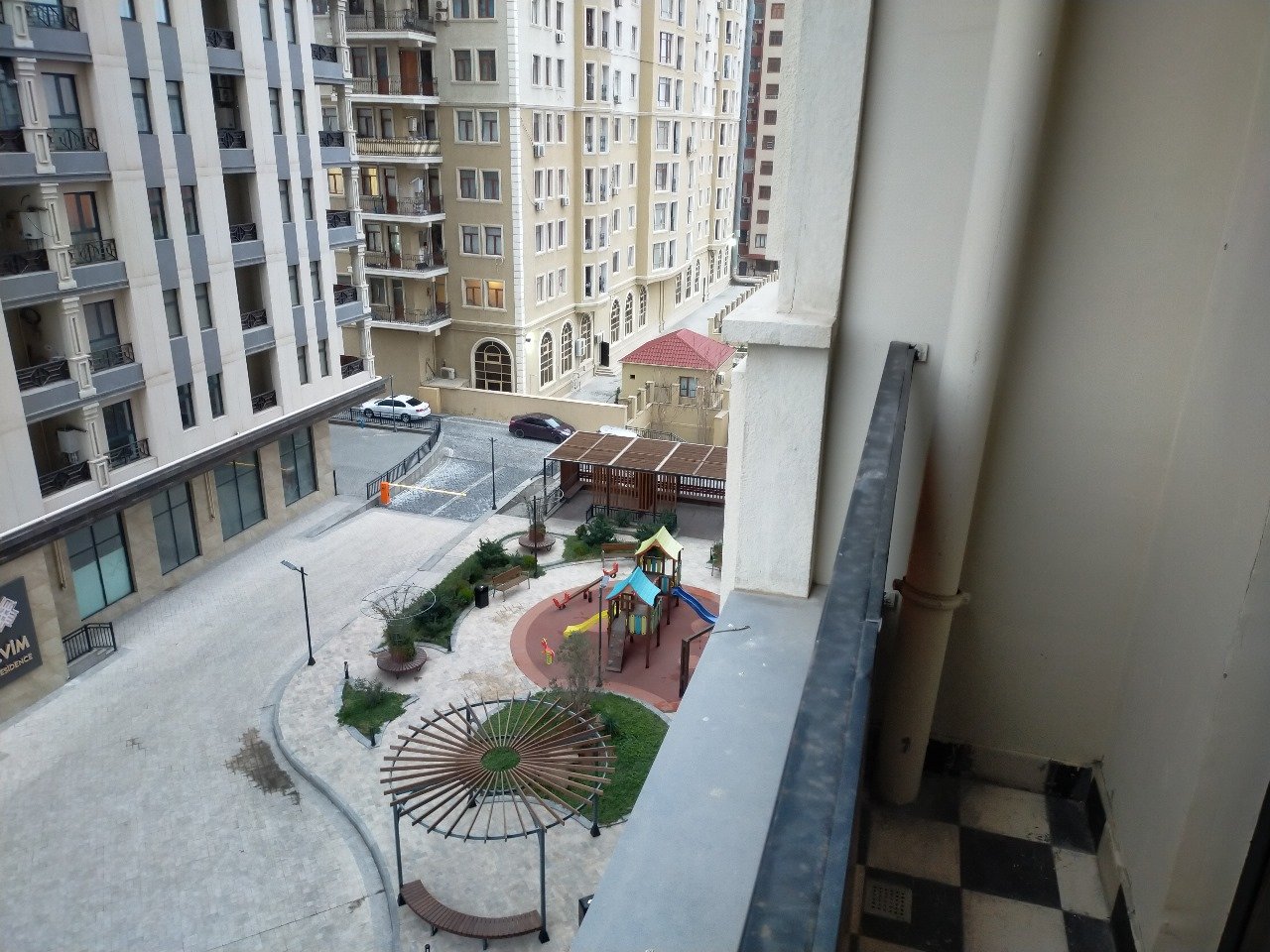 Studio à Nasimi, Azerbaijan No. 1892