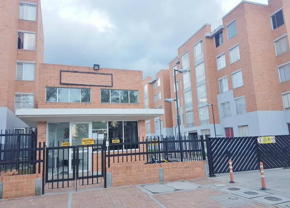 3 bedrooms House in Cundinamarca, Colombia No. 9582