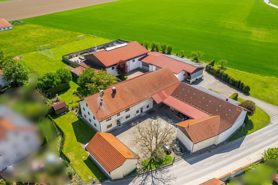 Almacén en Erding, Germany 1840 m² No. 289135