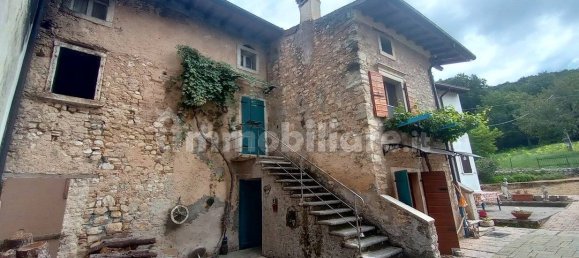 2 bedrooms House in Caprino Veronese, Italy No. 330511 26