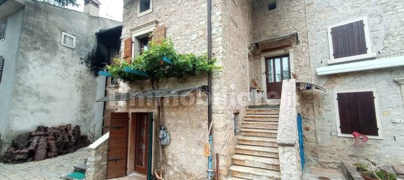 2 bedrooms House in Caprino Veronese, Italy No. 330511 28