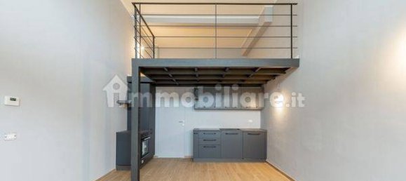 2 bedrooms Apartment in Milan, Italy No. 249983 3