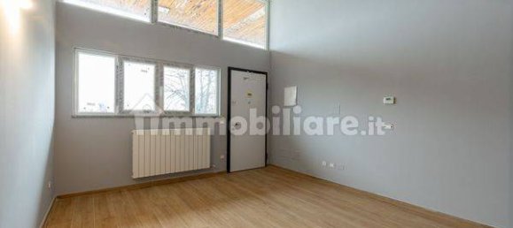 2 bedrooms Apartment in Milan, Italy No. 249983 19