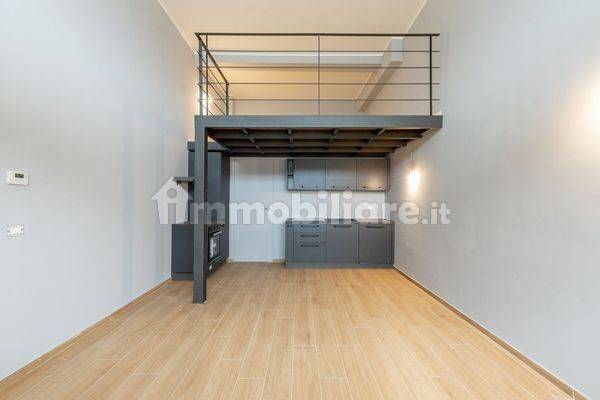 2 bedrooms Apartment in Milan, Italy No. 249983