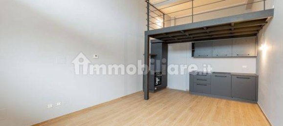 2 bedrooms Apartment in Milan, Italy No. 249983 10