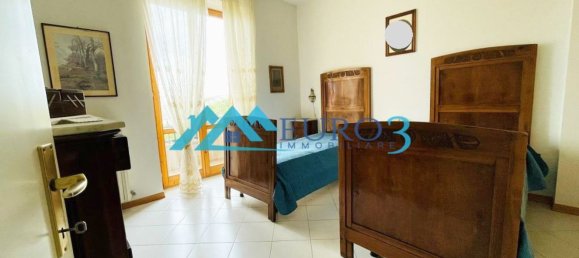 6 rooms Apartment in Fermo, Italy No. 108876 8