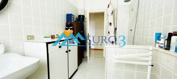 6 rooms Apartment in Fermo, Italy No. 108876 10