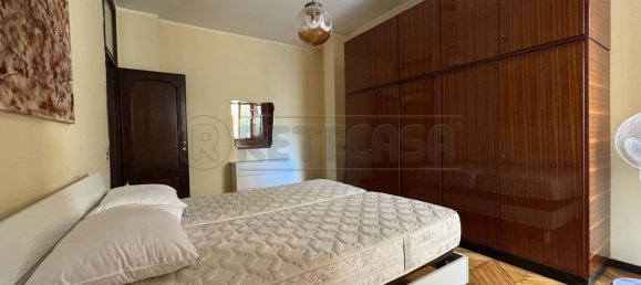 2 Schlafzimmer Wohnung in Crema, Italy, Nr. 351700 32