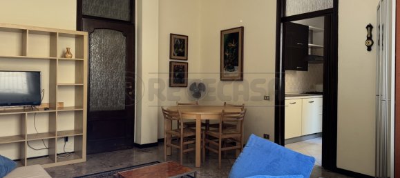 2 Schlafzimmer Wohnung in Crema, Italy, Nr. 351700 8