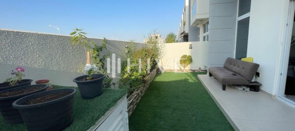 3 Schlafzimmer Villa in Dubai, UAE, Nr. 53371 9